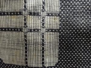 アンティーク　幾何学模様織り出し本場泥大島紬着物(5マルキ)